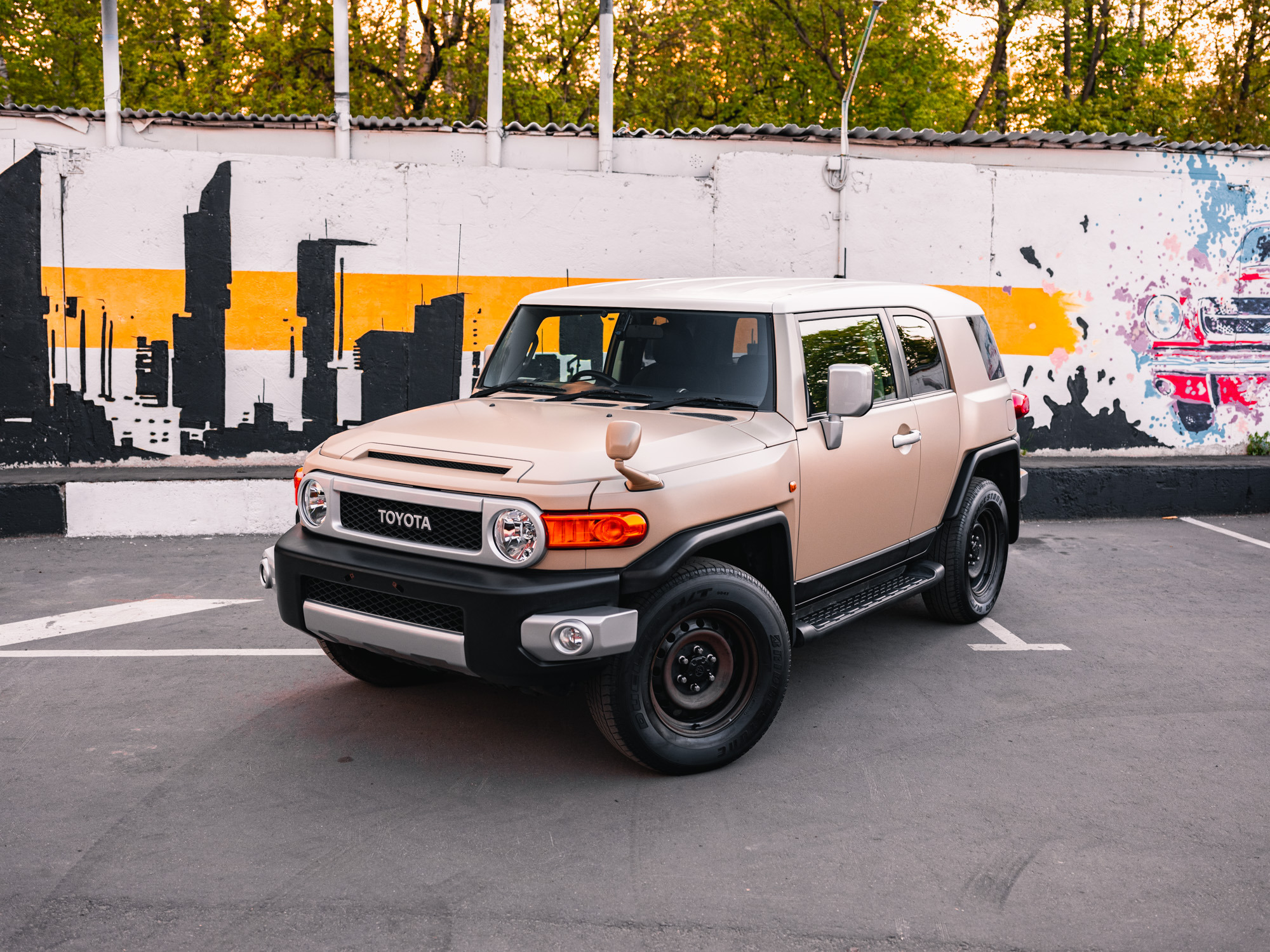 Toyota FJ Cruiser в полиуретановой пленке