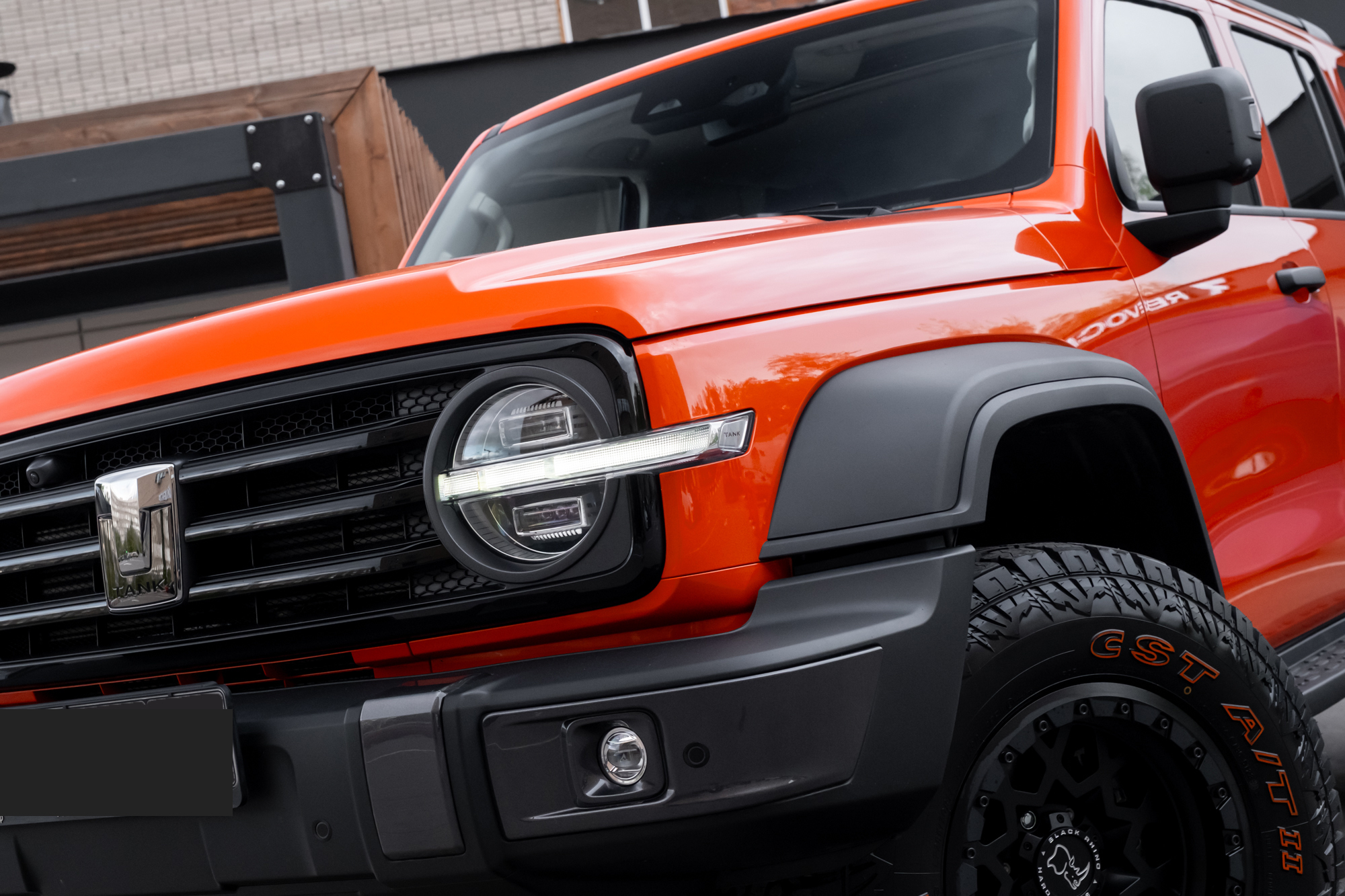 Бронирование пленкой  Tank 300 Orange