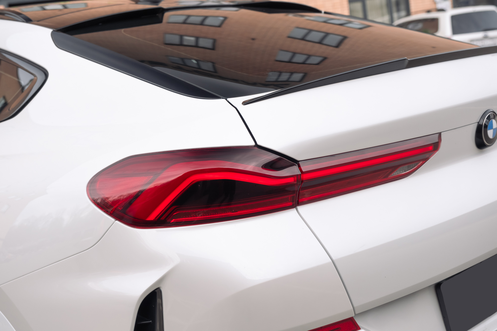 Оклейка пленкой BMW X6 